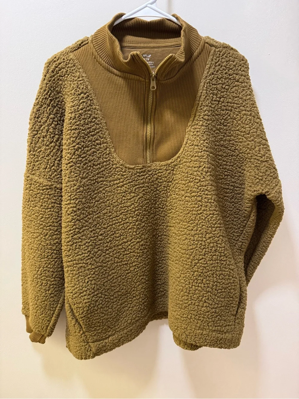 Aerie Dream Sherpa Quarter Zip Sweatshirt Sz Medium Camel Brown